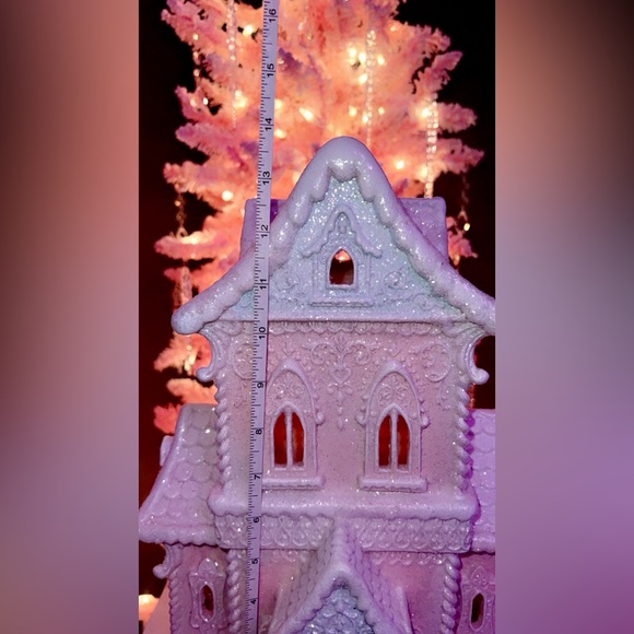 Pink Gingerbread Victorian sugar house castle 14”  pastel lights up pinkmas NWT - Picture 4 of 8